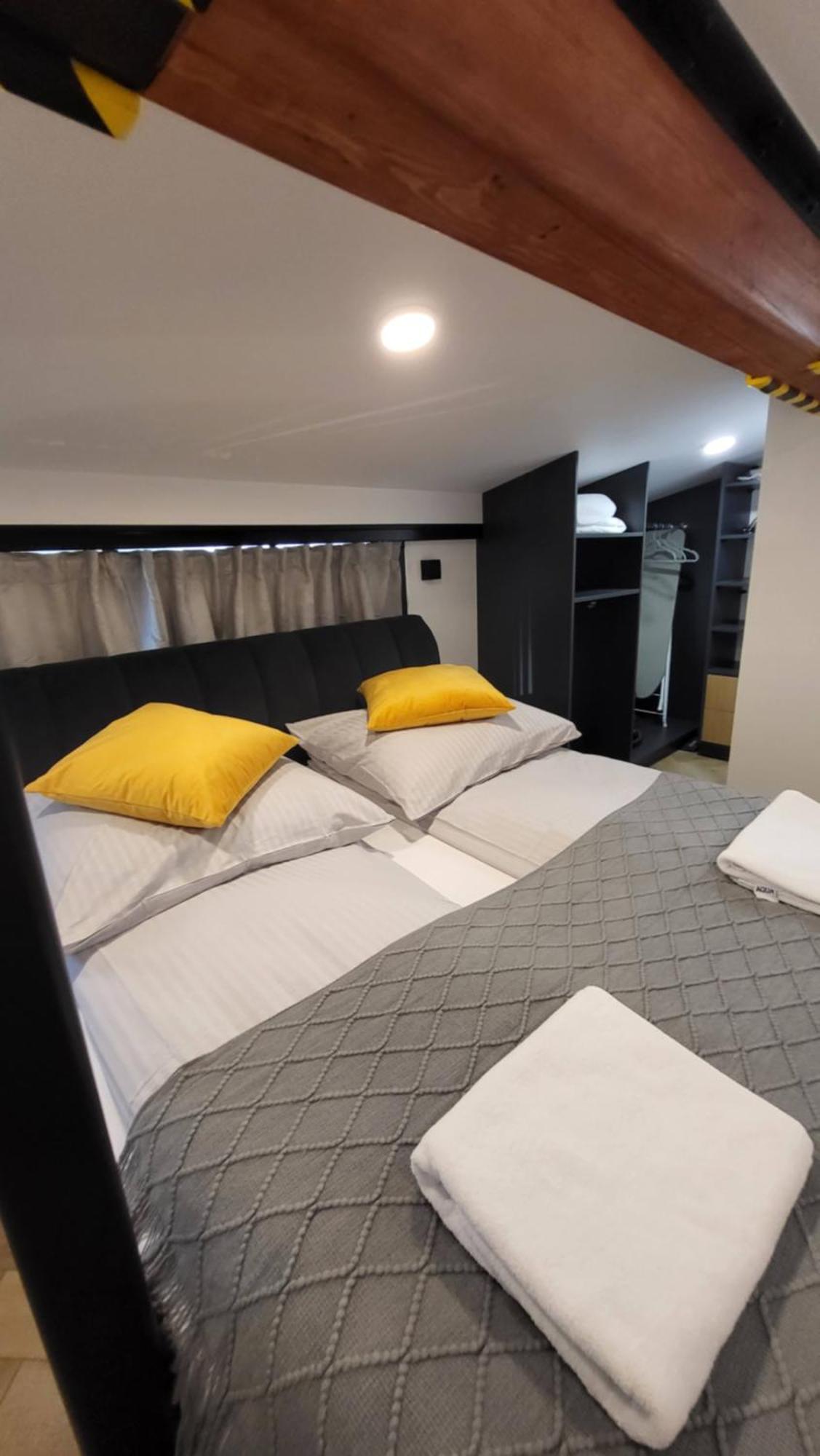 Old Town Apartment, Starowislna Apartment *